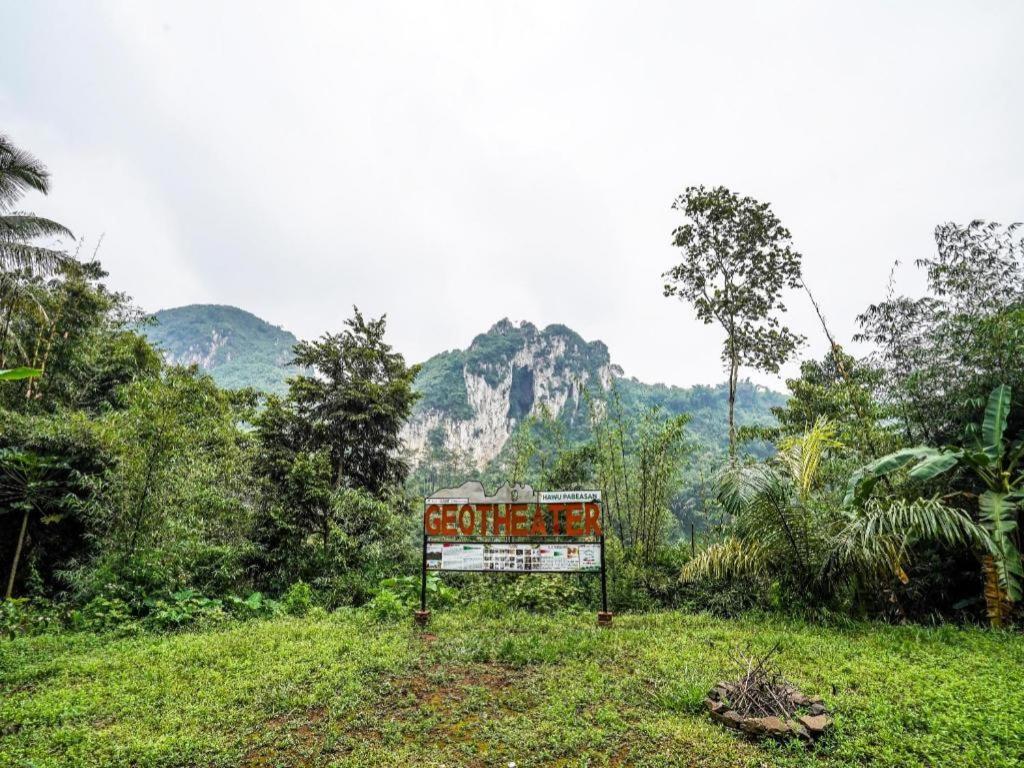 Oyo Homes 90917 Eco Tourism Geopark Padalarang Homestay Syariah Бандунг Екстериор снимка